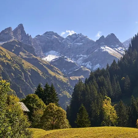 Han/Misafirhane Berggasthof Einoedsbach *